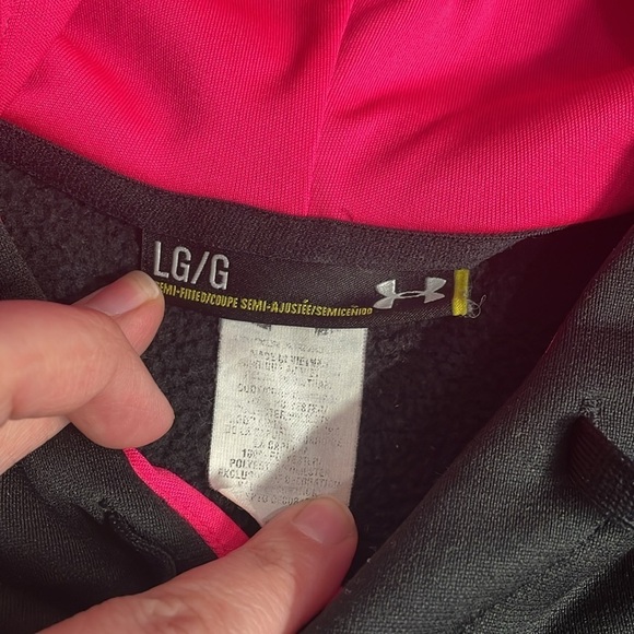 Under Armour Women’s Black & Pink Pull Over Semi-Fit Hoodie | Large - Picture 5 of 8